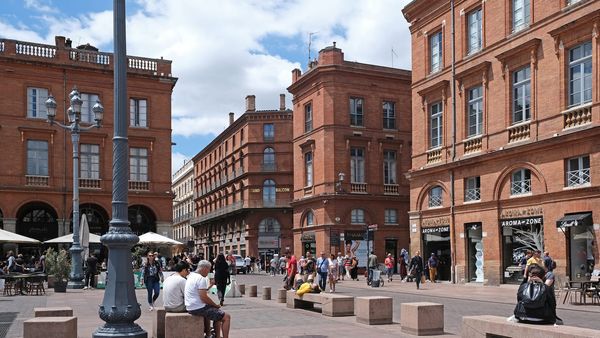 Guided Tours in Toulouse: Choosing the Right Experience